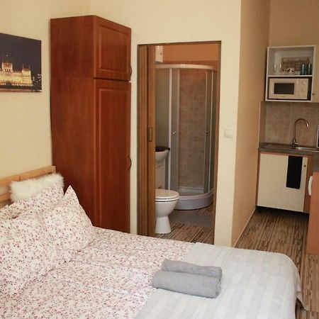 Budget Apartment Budapeste Exterior foto